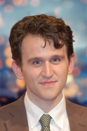 Harry Melling Photo